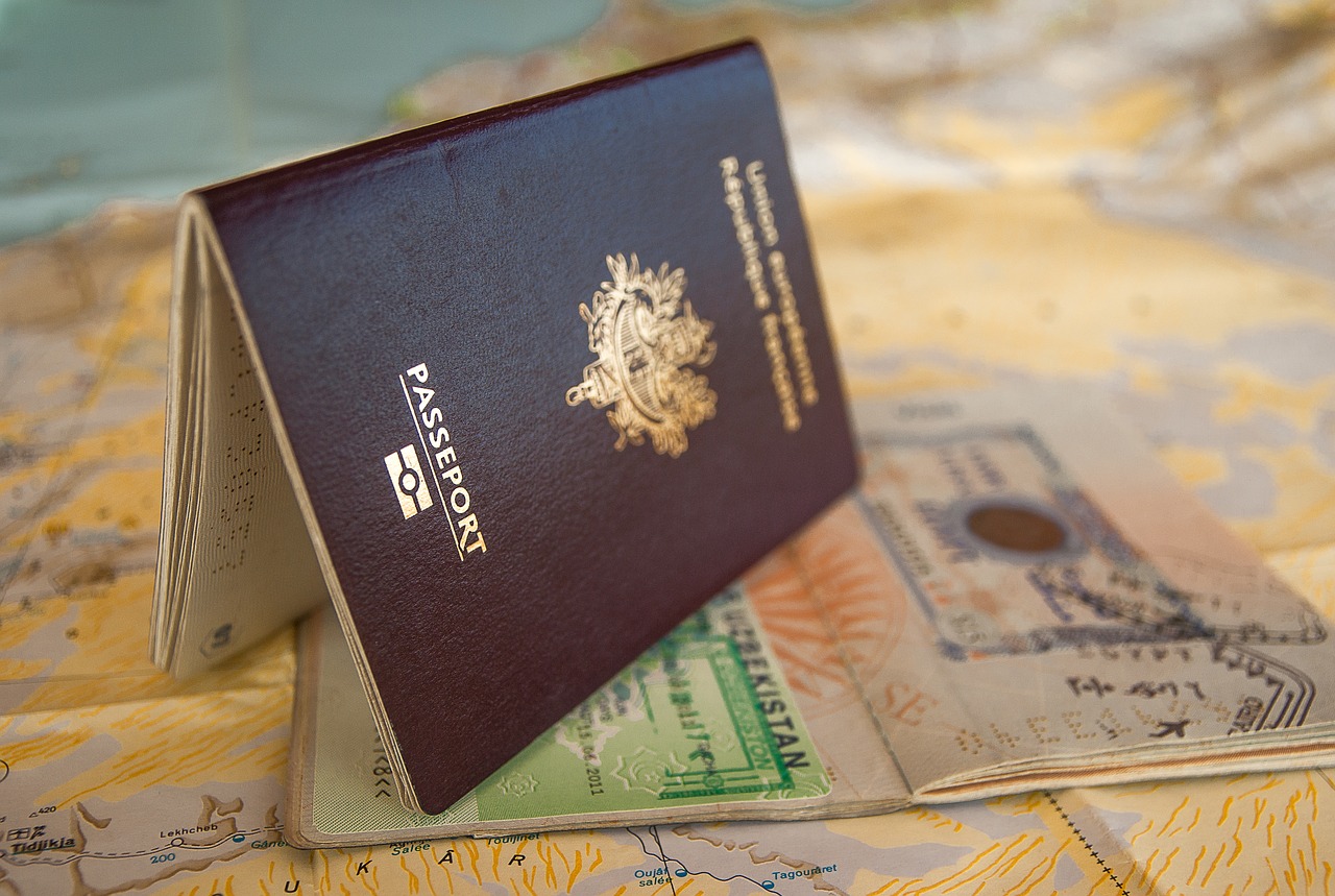 Pred kúpou dovolenky si treba skontrolovať platnosť cestovného pasu