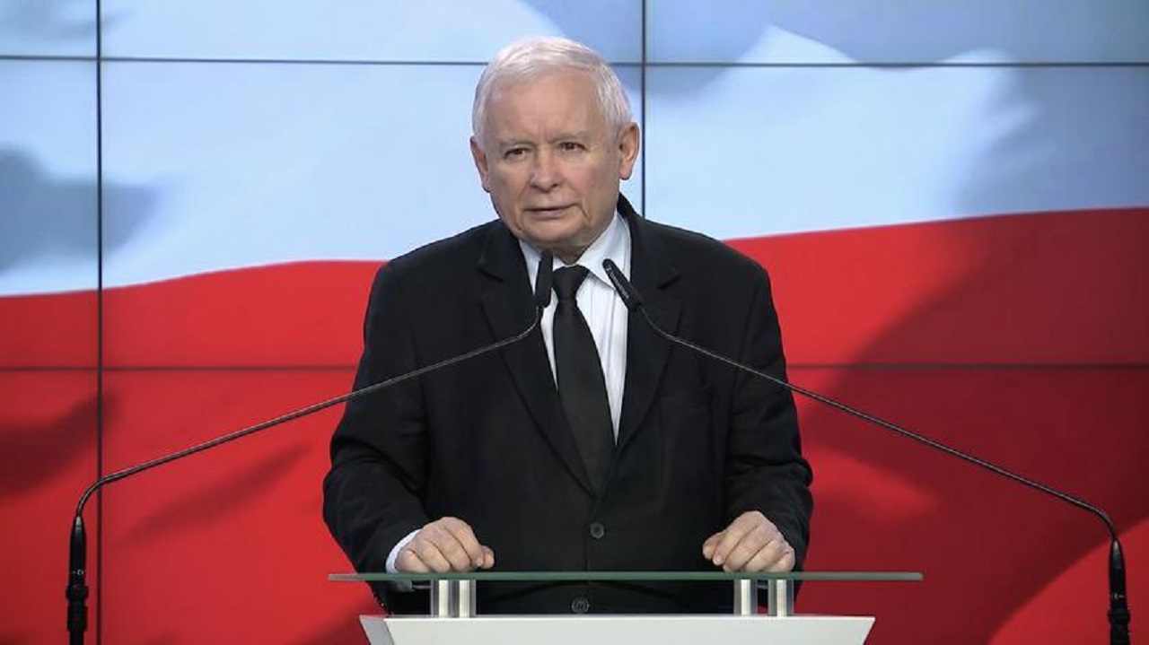 Jarosław Kaczyński sa vracia do poľskej vlády ako podpredseda vlády