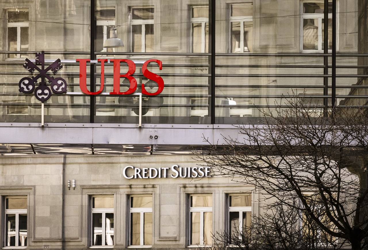 Ak nudné Švajčiarsko nedokáže zachrániť svoje banky, kto to dokáže?