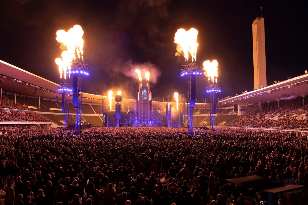 Polícia vydala dopravné usmernenia pre účastníkov koncertu skupiny Rammstein