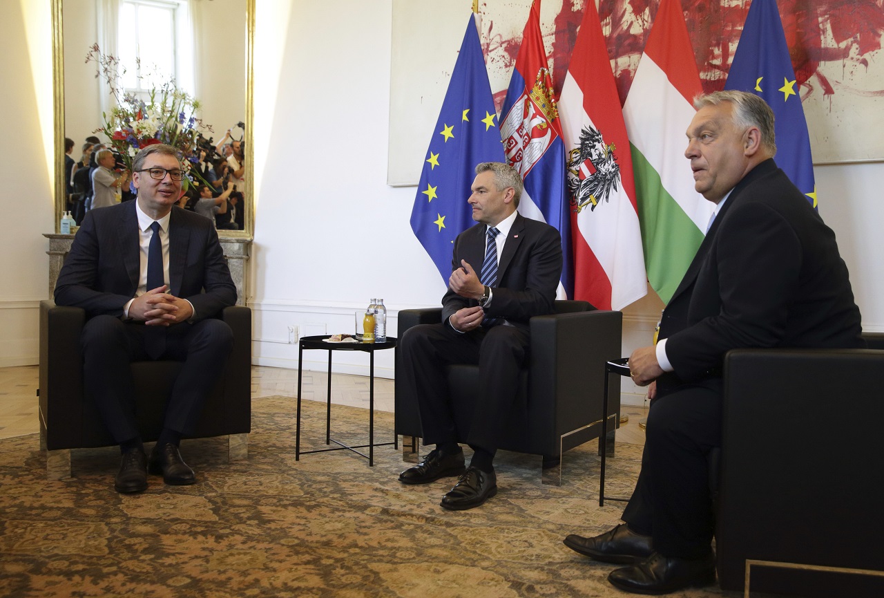 Ministri Rakúska, Maďarska a Srbska sa stretli s jasným cieľom