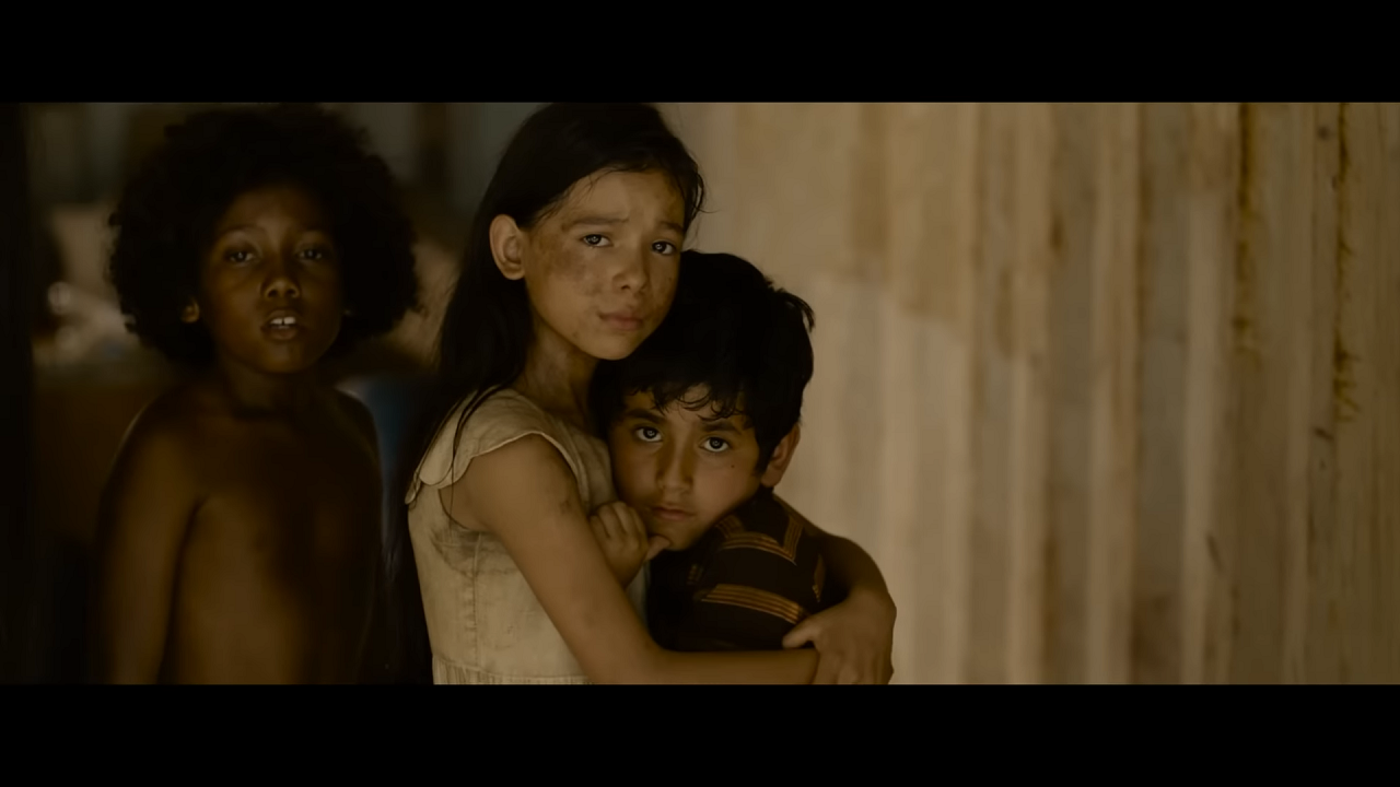 Film so známym hercom hovorí o obchodovaní s deťmi. Liberálne média sa ho rozhodli ukrižovať