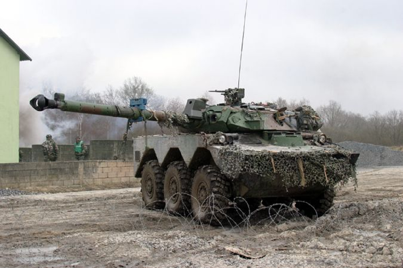 Francúzske tanky AMX-10 RC sú príliš ľahké na ofenzívu