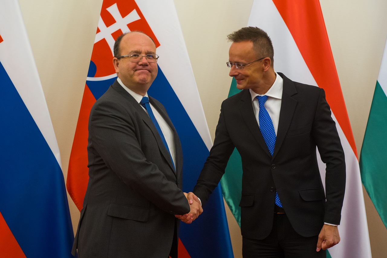 Wlachovský: SR má záujem na normálnych vzťahoch s Maďarskom