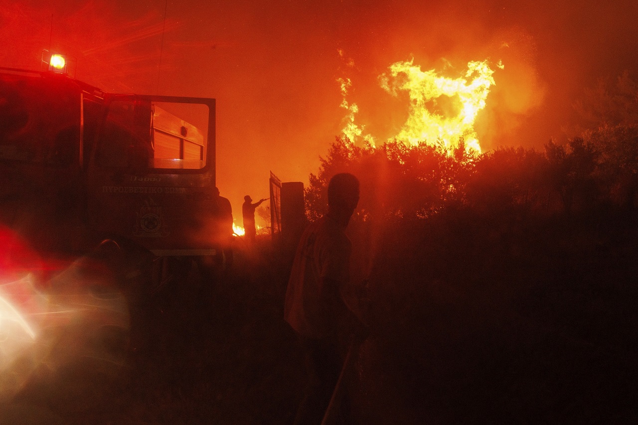 MZVEZ odporúča pre požiare v Grécku zvýšenú opatrnosť