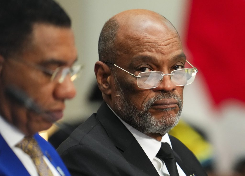 Haitský premiér Henry rezignoval