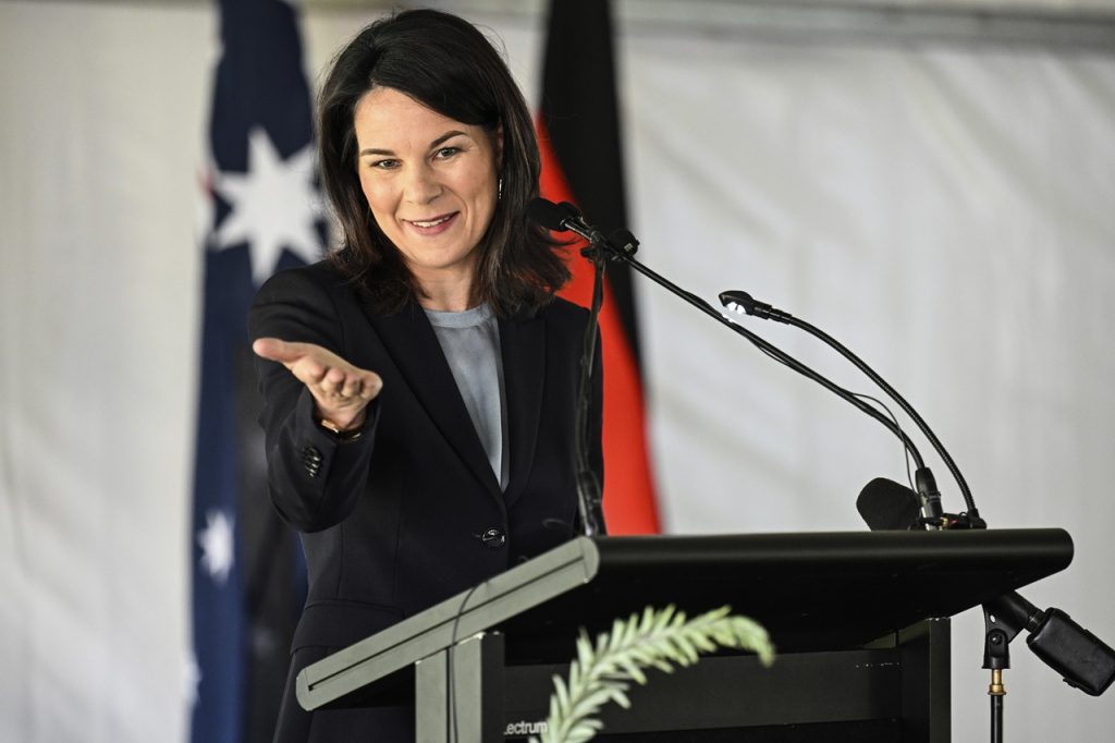 Nemecká ministerka zahraničných vecí Analena Baerbocková pricestovala na návštevu Austrálie