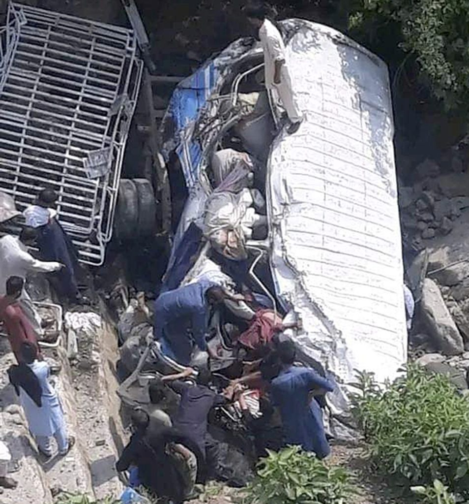 Havária autobusov v Pakistane