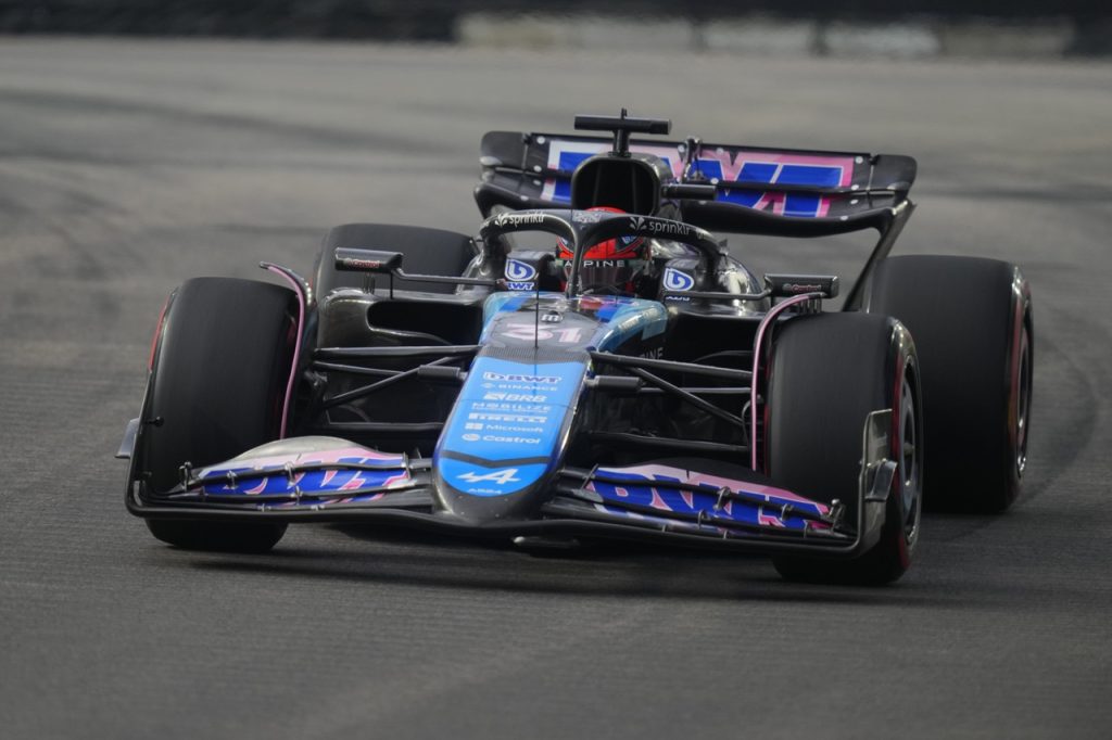 Singapore F1 GP Auto Racing Esteban Ocon Alpine