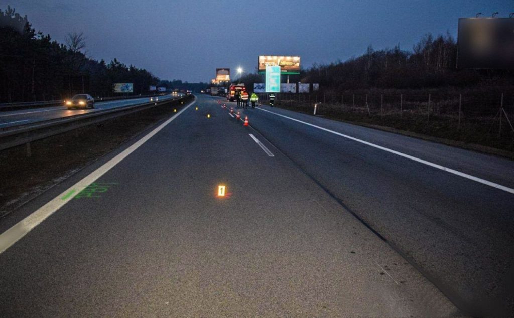 Po zrážke s vozidlom pri vjazde do Košíc zahynul chodec, vodič ušiel